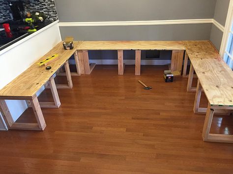 Kitchen Dining Bench Seating, Dining Table Built In Bench, Diy Corner Dining Bench, Diy Booth Seating, Diy Breakfast Nook Bench, Corner Booth Kitchen Table, Banquette Diy, Corner Kitchen Table, Diy Breakfast Nook