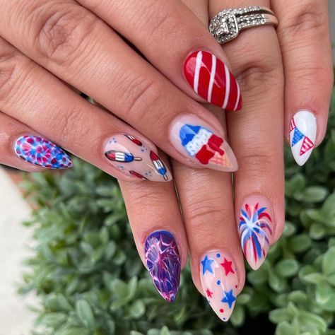 Explore 25 creative USA nails ideas perfect for the 4th of July. Discover designs ranging from simple and subtle to bold and intricate, featuring everything from natural almond shapes to chic French tips. Get inspired by easy DIY tips for acrylic, ombre, and chrome styles, showcasing art with American flags and more. Perfect for all nail types and shapes, these designs offer something for everyone, whether you prefer short, cute looks or long, elegant manicures. American Flag Nails, 4th Of July Nail, Patriotic Nails Design, Firework Nails, Flag Nails, Patriotic Nails, Usa Nails, Nail Base Coat, Elegant Manicure