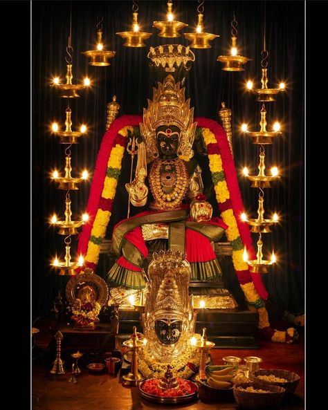 Karumari Amman Images, Amman Images, Kali Devi, Hindu Statues Goddesses, All God Images, Aadi Shakti, Temple Photography, Saraswati Goddess, Hindu Rituals