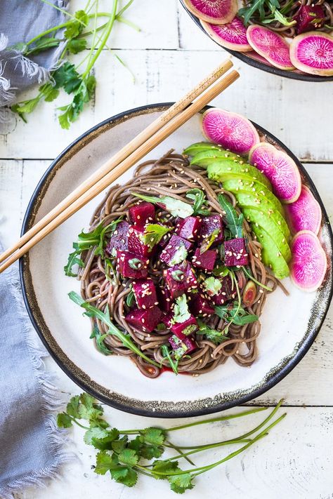 Beet Poke- a vegan twist on Hawaiian-style poke made with steamed beets instead of fish, this delicious beet salad can be made ahead and served over rice, greens or noodles for midweek meals! #poke #beetsalad #beets #avocado #soba #pokebowl #vegansalad #cleaneating Poke Marinade, Beet Poke, Steamed Beets, Poke Salad, Feasting At Home, Meals Vegan, Vegetarian Pasta Recipes, Fermentation Recipes, Beet Recipes