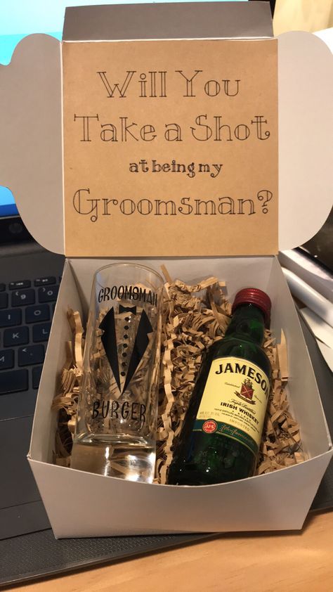 Groomsman Proposal Simple, Bachelor Asking Gifts, Asking To Be Groomsmen Ideas, Groomsmen Proposal Western, Wedding Party Asking Gifts, Western Wedding Bridesmaids Proposal, Bridesmen Proposal Ideas, How To Ask Your Bridesmaids Ideas, How To Ask Your Groomsmen