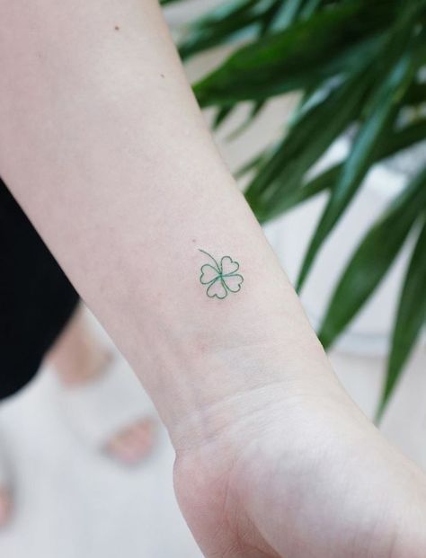 Clover Tiny Tattoo, Green Shamrock Tattoo, Clover Small Tattoo, Tiny 4 Leaf Clover Tattoo, Mini Clover Tattoo, Nashville Tatoos, Clover Line Tattoo, Lucky Tattoos For Women, Cute Four Leaf Clover Tattoo