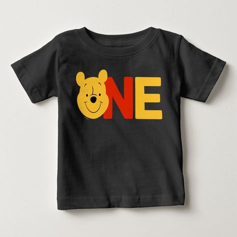 Winnie Poo, Baby Boy T Shirt, Christmas Holiday Greetings, Winnie The Pooh Birthday, Twin First Birthday, Cute Winnie The Pooh, 1st Birthday Shirts, First Birthday Shirts, Disney Birthday