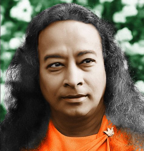 Paramahansa Yogananda Quotes, Yogananda Quotes, Autobiography Of A Yogi, Paramhansa Yogananda, Spiritual Figures, Giving Love, Arte Yoga, Yoga Master, Kriya Yoga