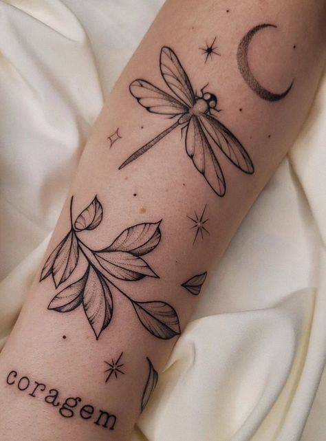 Earthy Tattoos, Tasteful Tattoos, Pretty Tattoos For Women, Stylist Tattoos, Dragonfly Tattoo, E Tattoo, Minimalist Tattoos, Discreet Tattoos, Time Tattoos