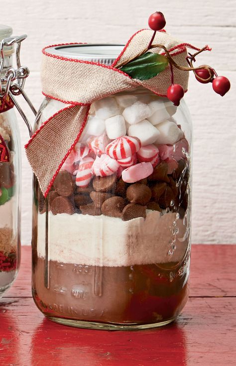 Make This Peppermint Hot Cocoa Mix on a Snowy Daythepioneerwoman Gifts People Actually Want, Creative Homemade Gifts, Hot Cocoa Mix Recipe, Peppermint Hot Cocoa, Hot Cocoa Mix, Hot Chocolate Gift, Christmas Food Gifts, Hot Cocoa Mixes, Hot Chocolate Mix