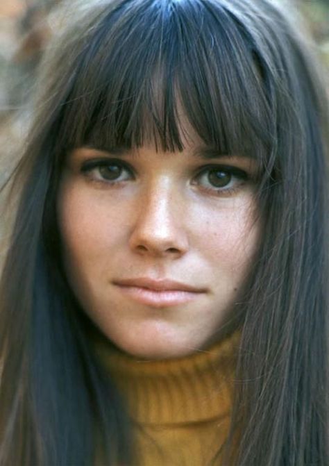 1972 Barbara Hershey | Joyce's Take: Happy Birthday Barbara Hershey! Barbara Hershey, Carole Lombard, Classic Actresses, Charlies Angels, Actrices Hollywood, Rafael Nadal, Badass Women, Famous Women, Soft Natural