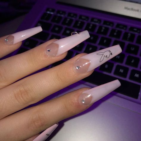 Bfast Idea, Bunny Nails, Ombre Acrylic Nails, Edgy Nails, Grunge Nails, Coffin Shape Nails, Long Acrylic Nails Coffin, Makijaż Smokey Eye, Bling Acrylic Nails