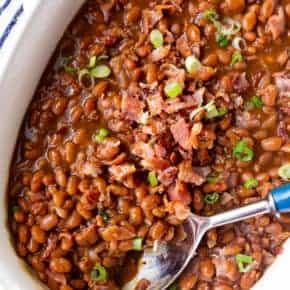 The Best Baked Beans (Stove Top or Slow Cooker) - Spend With Pennies General Tao Chicken, The Best Baked Beans, Bake Beans, Beans Baked, Best Baked Beans, Bean Recipe, Baked Bean Recipes, Spend With Pennies, Sweet Recipe