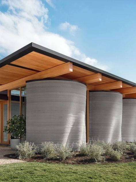 Lake|Flato and ICON’s House Zero in Austin, Texas, aims to move 3D-printed homes into the mainstream. #Architecture #InteriorDesign #DesignIdeas 3d Printed Building, 3d Printed House, Printed Concrete, Lake Flato, Amsterdam Houses, Rural House, Modern Ranch, Ranch Style Home, Architect House