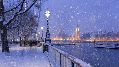 London in the snow London Snow, Zero Wallpaper, Winter Mood, Winter Images, London Christmas, Destination Voyage, Best Places To Travel, London Travel, London City