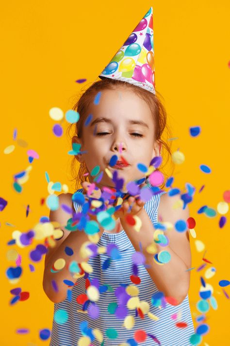 11 Virtual Birthday Party Ideas for kids - Virtual Birthday Party, Virtual Birthday, Big Family Photos, Birthday Party Ideas For Kids, Toddler Photoshoot, Birthday Party Photography, Party Ideas For Kids, 1st Birthday Photoshoot, Party Photoshoot