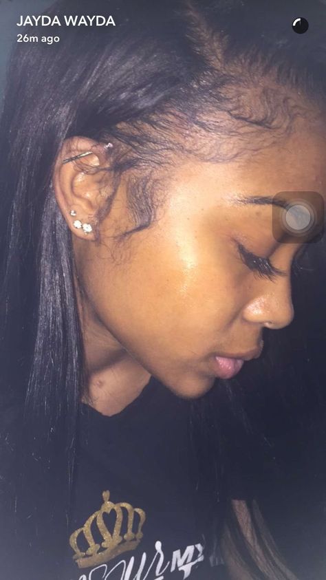 JAYDA WAYDA on Twitter: "Been pretty 🥰 lol i googled these… " Triple Lobe Piercing, 3 Ear Piercings, New Ear Piercing, Different Ear Piercings, Jayda Wayda, Neck Tattoos Women, Cool Ear Piercings, Pretty Ear Piercings, Piercings For Girls