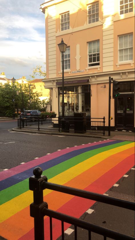 Pride in London: Rainbow crossing in Greenwich London Pride, Rainbow City, New York Homes, London Calling, 2024 Vision, Cityscape, Cute Cats, In London, Houston