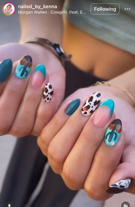 Oval Western Nails, Cowpoke Nails, Jesus Nails Designs Faith, Nashville Inspired Nails, Green Western Nails, Zach Bryan Nail Ideas, Western Spring Nails, Southwestern Nails, Nails Cowgirl