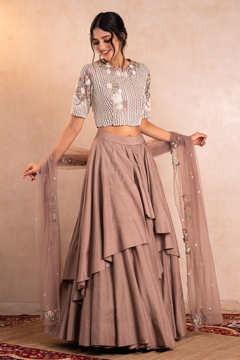 Buy #Shikha and #SrishtiDesign #layered #lehenga set online at #Aza #Fashions Shop online now at #Azafashions.com Call +91 99870 70743 or email contactus@azafashions.com for enquiries. #wedding #festive #ethnic #tradional #shopping #shoponline #party #reception #bride Net Skirt And Top Indian, Layer Lehenga Designs, Western Choli Design, Gagra Choli Fashion, Tradional Wear, Layered Lehenga, Reception Bride, Simple Lehenga, Party Reception