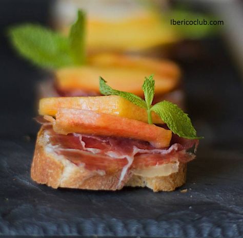 Serrano Ham, Hors D'oeuvres, Best Appetizers, Mint Leaves, Simple Recipes, Appetizer, Jam, Ethnic Recipes