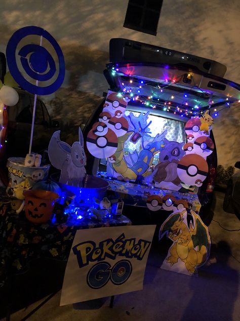 Trunk Or Treat Pokemon Ideas, Pikachu Trunk Or Treat, Pokemon Halloween Decor, Pokemon Trunk Or Treat Ideas For Cars, Trunk Or Treat Pokemon, Pokemon Halloween Decorations, Pokémon Trunk Or Treat, Pokemon Diy Decorations, Pokemon Trunk Or Treat Ideas