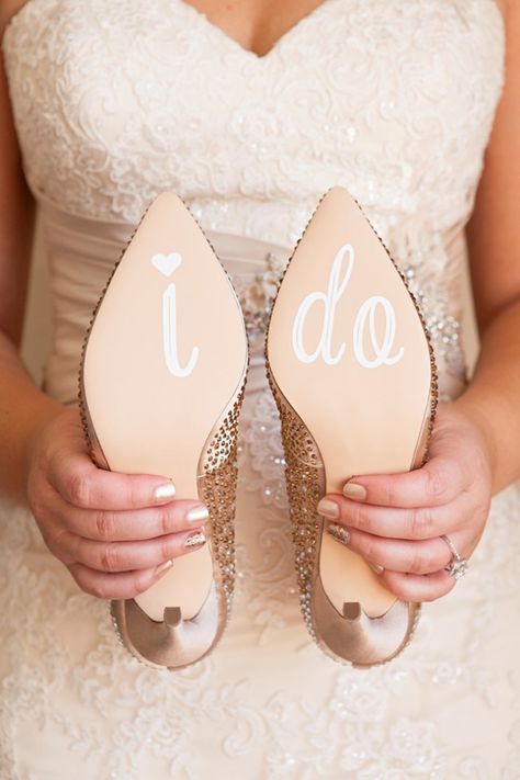 Simple Wedding Shoes, Diy Wedding Shoes, Unique Wedding Ceremony Ideas, Converse Wedding Shoes, Custom Wedding Shoes, Wedge Wedding Shoes, Fun Wedding Shoes, Wedding Shoes Low Heel, Designer Wedding Shoes