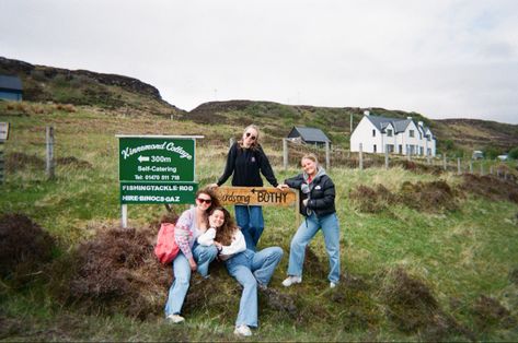 Summer In Ireland Aesthetic, Gaeltacht Ireland Aesthetic, Gaeltacht Ireland, Ireland Summer Aesthetic, Scotland Summer Aesthetic, Scottish Summer Aesthetic, Summer Photos With Friends, Aesthetic Film Camera, Summer In Ireland