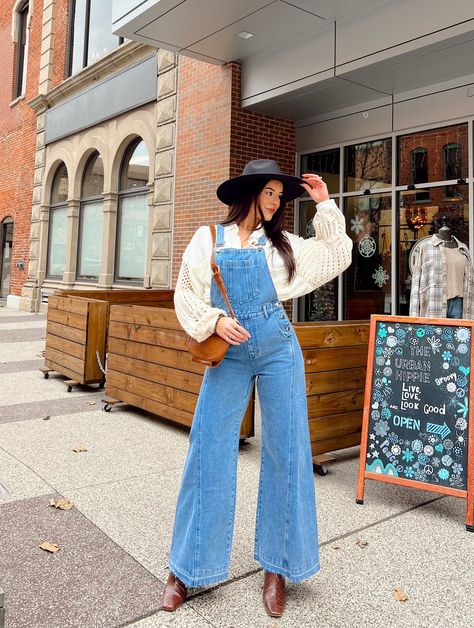 Throwback Denim Wide Leg Overalls - Large / Denim Denim Dangri Outfit, Denim Overalls Outfit Aesthetic, Wide Leg Overalls Outfit, Fall Overall Outfits, Overall Outfits Fall, 90s Overalls Outfit, Colored Overalls, Overalls Outfit Aesthetic, Teaching Fits