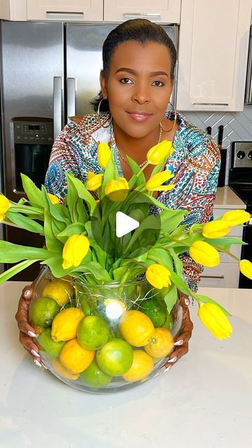 Isis T Harris on Instagram: "🍋‍🟩🍋 Centerpiece idea 🍋‍🟩🍋  🍋🍋‍🟩🌼 Here is quick and easy way to Brighten Your Table and Your Day! Watch as Lemons, Limes, and Fresh Flowers Unite in a Stunning Citrus Symphony! 🌿🍋   I hope you’re inspired and share with your friends and family and love ones. Don’t forget to say for later.  #CitrusBurst #FloralFiesta #centerpiecesideas  #decor" Lemon Table Decor, Lemon Centerpieces, Limes, Lemon Lime, Friends And Family, Table Centerpieces, Fresh Flowers, I Hope You, Flowers