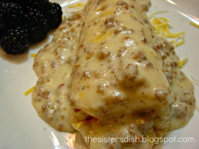 Smothered Breakfast Burrito...sausage gravy Burritos Vegetarian, Freeze Breakfast, Burritos Healthy, Burritos Freezer, Freezable Breakfast, Best Breakfast Burritos, Easy Breakfast Burritos, Breakfast Burritos Frozen, Baked Breakfast