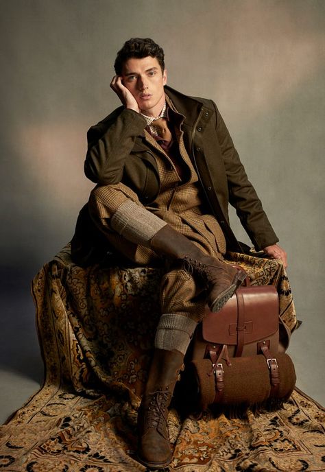 Purdey And Sons, 1900s Fashion Male, Man Posing Reference, Male Fashion Poses, Mens Cottagecore, 1920s Man, References Male, Male Art Model, Male Pose