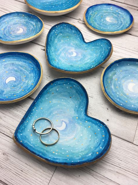 Handmade celestial clay ring dishes - etsy uk Driftwood Creations, Moon Galaxy, Jewellery Tray, Diy Pottery Painting, Galaxy Jewelry, Clay Ring, Jewellery Holder, Celestial Ring, Air Dry Clay Projects