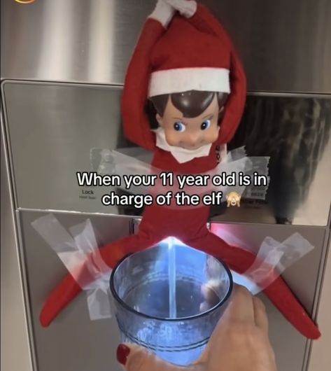 Elf On The Shelf Pet Ideas, Elf On Shelf Funny, Elf Memes, Elf Ideas Easy, Bad Elf, Elf Funny, Awesome Elf On The Shelf Ideas, Elf Activities, Xmas Elf