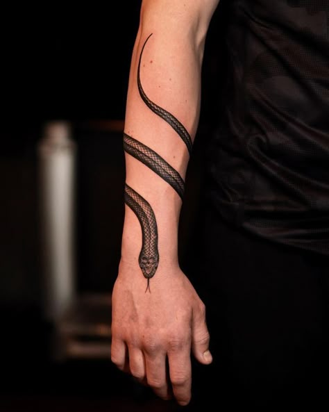 Small Snake Tattoos For Women, Snake Tattoo Design Traditional, Snake Tattoo Simple, Snake Around Arm Tattoo, Simple Snake Tattoo, Tattoo Design Traditional, Rattlesnake Tattoo, Black Snake Tattoo, Traditional Snake