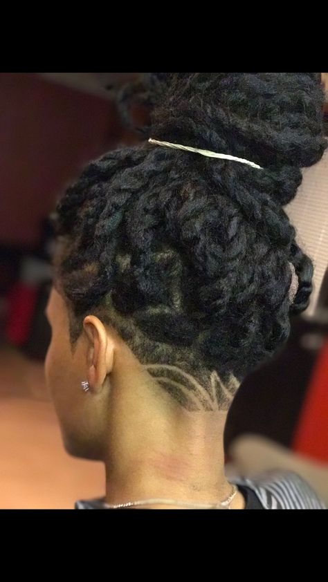 Locs With Faded Sides Women, Undercut With Dreads Women, Undercut With Dreads, Locs Undercut, Locs With Undercut Women, Dreadlocks Undercut, Lock Styles, Loc Ideas, Undercut Hair Designs