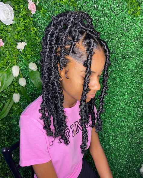 Kids Butterfly Locs, Locs Hairstyles For Kids, Butterfly Locs Hairstyles, Butterfly Locks, Butterfly Hairstyle, Embrace Natural Beauty, Old Hairstyles, Butterfly Locs, Faux Locs Hairstyles