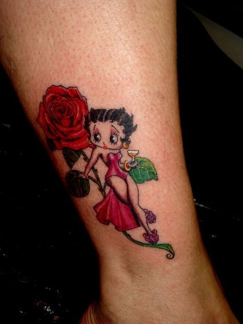 rose betty boop | Betty boop and a rose by ~Shadow3217 on deviantART Betty Boop Tattoos, Girl Face Tattoo, Cartoon Character Tattoos, Betty Boop Art, Flash Tattoo Designs, Heart Tattoo Designs, Stylist Tattoos, Mom Tattoos, Rose Tattoos