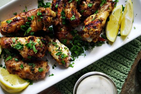 4th Of July Recipes, Charcoal Grilling, Football Appetizers, Lemon Pepper Wings, Smoked Chicken Wings, July Recipes, Lemon Pepper Seasoning, Lemon Pepper Chicken, Smoked Food Recipes