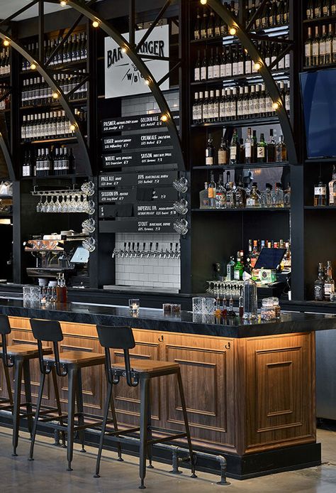 Gotham Market - Jeffrey Beers InternationalJeffrey Beers International Brewery Interior, Porter House, Barra Bar, Brewery Bar, Bar Counter Design, Pub Interior, Bar Plans, House Bar, Bar Interior Design