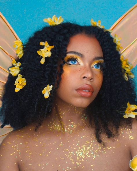 Whimsical Makeup Black Women, Whimsical Birthday Photoshoot, Yellow Fairy Costume Halloween, Orange Fairy Outfit, Sunshine Costume Women, Black Goddess Photoshoot Ideas, Yellow Fairy Makeup, Yellow Fairy Aesthetic, Sunflower Fairy Costume