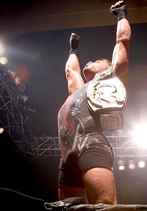 Rob Van Dam Rob Van Dam, Wrestling Posters, Wwe Pictures, Tna Impact, Wrestling Singlet, One Night Stand, Wwe Legends, Wrestling Superstars, Olympic Athletes