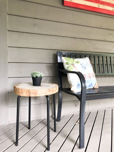 DIY Side Table for Under $15 #ikea #liveedge #hack #upcycle #repurpose Diy Porch Table Ideas, Diy Wood Side Table Outdoor, Diy Outdoor End Table Patio, Diy Garden Side Table, Patio End Table Diy, Diy Patio End Table Ideas, Diy Outside Side Table, Outdoor Side Tables Diy Patio, Outdoor End Table Ideas