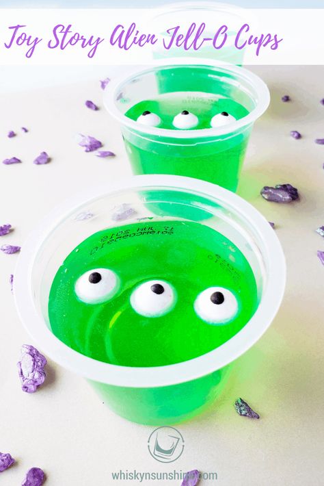 Toy Story Alien Jell-O Cups | Toy Story recipe | Toy Story 4 | #ToyStory4 | Disney recipe Toy Story Themed Cocktails, Toy Story Recipes, Toy Story Cocktails, Toy Story Drinks, Toy Story Dessert Ideas, Toy Story Snacks, Toy Story Snack Ideas, Toy Story Desserts, Toys Story Birthday