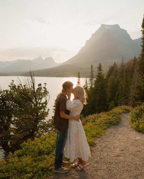 Engagement photos after surprise proposal in Glacier National Park 😍👏🏼 doesn’t get much better than that! Take me back 😭 #engaged #engagementphotos #proposal #glaciernationalpark #montanaengagement #destinationphotographer Mountain Top Proposal, Rainier National Park, Surprise Proposal, Take Me Back, Glacier National, Mountain Top, Glacier National Park, Engagement Photos, Montana