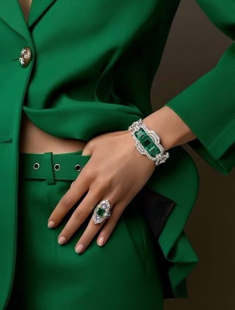 Green Aesthetics, Creative Jewelry Photography, Pantone Colors, Graphic Style, Green Jewelry, Jewelry Model, Jewelry Photography, Photoshoot Inspo, Creative Jewelry