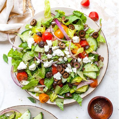 Greek Revival Salad Panera Greek Salad, Greek Salad Ingredients, Salad Appetizer Cups, Greek Salad Recipe, Greek Salad Dressing, Resep Salad, Bawang Bombay, Greek Salad Recipes, Greek Flavors