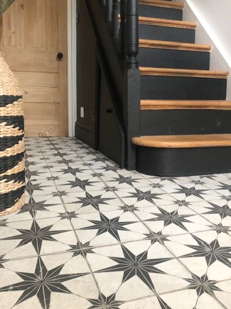 Tile Landing On Stairs, Tile Front Door Entryway, Entryway Mosaic Tile, Tiled Entrance Hall, Entry Way Tile Ideas Front Door, Tile Foyer Entryway, Entrance Tiles Entryway, Hallway Tiles Floor Entryway, Tiled Entryway Floor