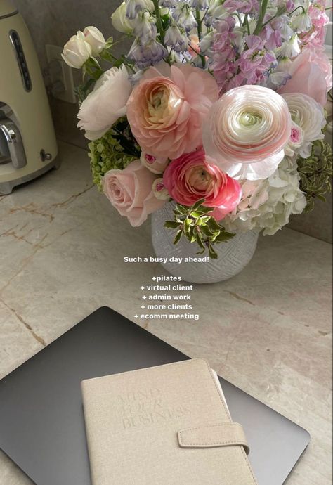 A journal on top of a laptop in front of flowers in a marble kitchen counter top. Job Journal, Productive Day In My Life, Aesthetic Health, Admin Work, Instagram Story Idea, Bedroom Decor For Teen Girls, Day In My Life, Wellness Lifestyle, Cream Aesthetic