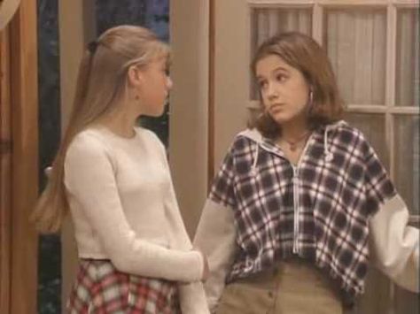 Steph & Gia from Full House.. loved the plaid Gia Full House, See Quotes, The Three Billy Goats Gruff, Stephanie Tanner, Three Billy Goats Gruff, Billy Goats Gruff, Jodie Sweetin, Fuller House, 90s Fits