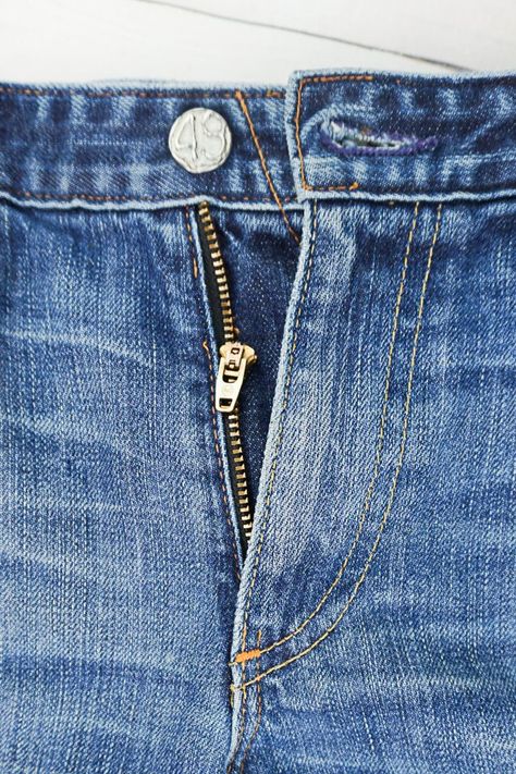 Fix A Zipper On Jeans, Fix Broken Zipper, Altering Jeans, Fix A Zipper, Repair Jeans, Mending Clothes, Sewing Jeans, Zipper Repair, Broken Zipper