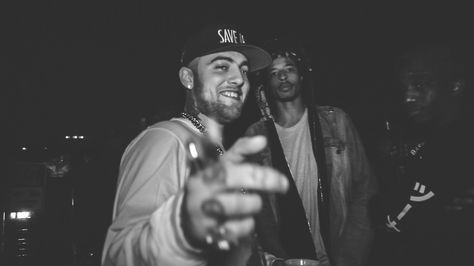 Mac Miller Cover Photo, Mac Miller Laptop Background, Mac Miller Twitter Header, Mac Miller Desktop Wallpaper, Mac Miller Smiling, Mc Miller, Larry Fisherman, Mac Collection, Mac Miller