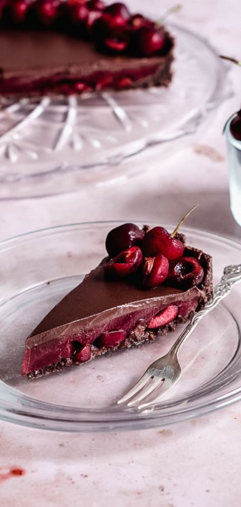 Vegan Chocolate Dessert Recipes, Vegan Cherry Cheesecake, Vegan Black Forest Cake, Vegan Cherry Desserts, Vegan Cherry Cake, Vegan Nut Free Recipes, Fancy Vegan Desserts, Gluten Free Vegan Cake, Egg Free Dessert