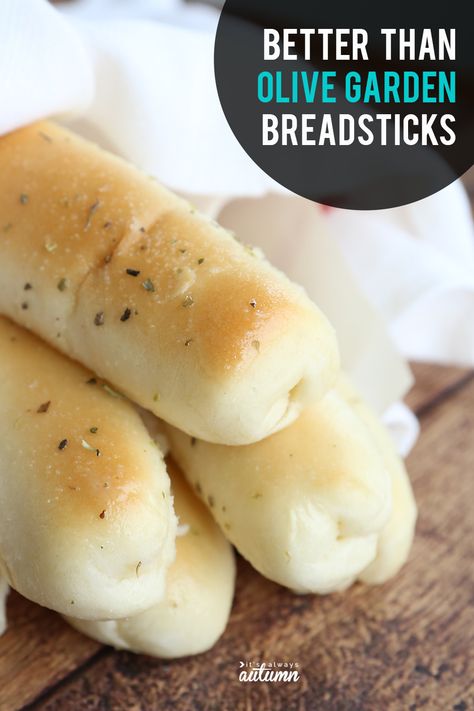 Bread Machine Olive Garden Breadsticks, Bread Maker Garlic Bread Sticks, Bread Maker Breadsticks, Bread Machine Garlic Bread Sticks, Olive Garden Rolls, Biscuits In Bread Machine, Olive Garden Breadsticks Bread Machine, Bread Machine Bread Sticks, Olive Garden Bread Sticks Recipe